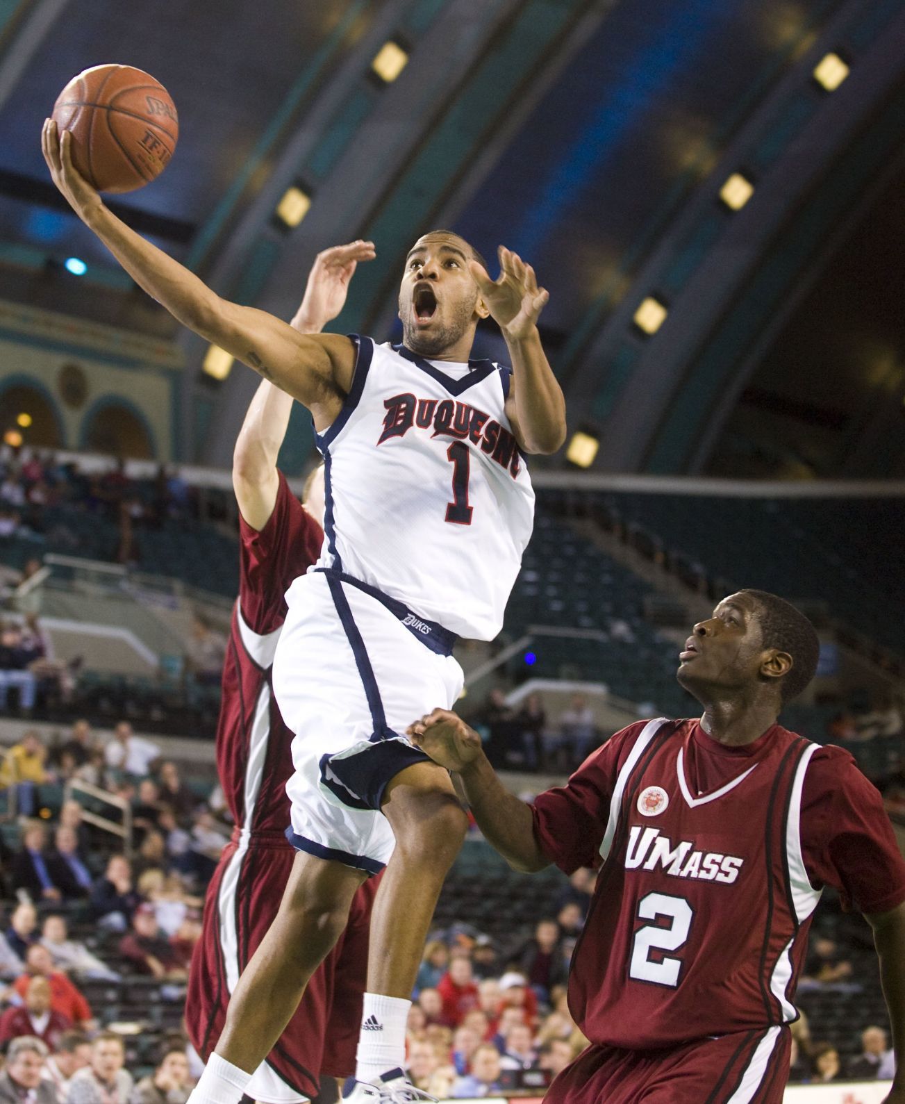 A10 Basketball Tourney